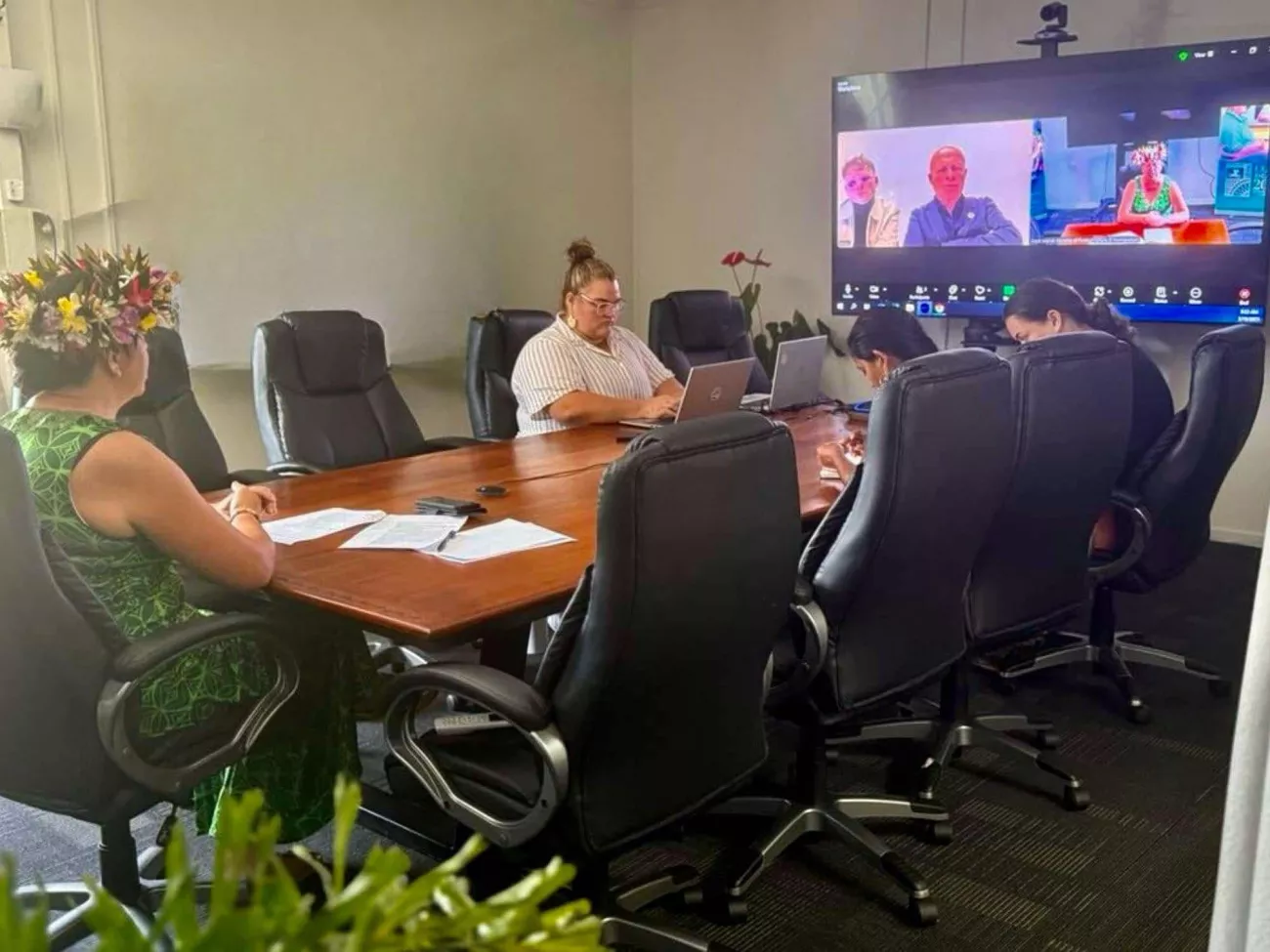 Cook Islands meet with France’s Special Envoy UN Ocean Conference 3 (UNOC 3) 