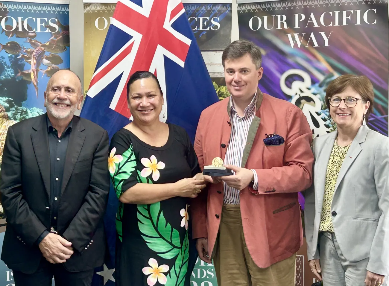 French Senate Delegation Visits the Cook Islands 